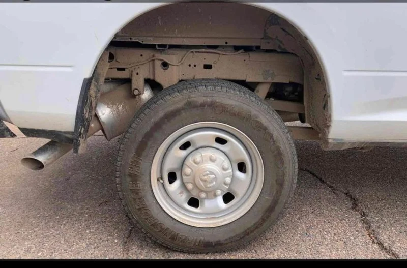 Wheel detail before detailing